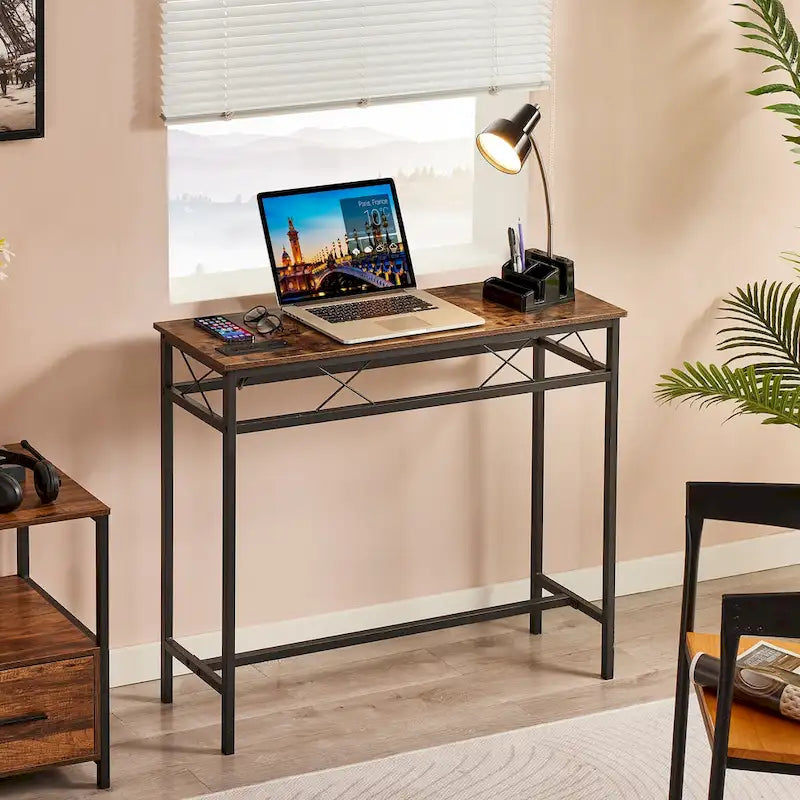 Console rectangulaire en bois de style industriel avec prises d’alimentation secteur et ports de recharge USB
