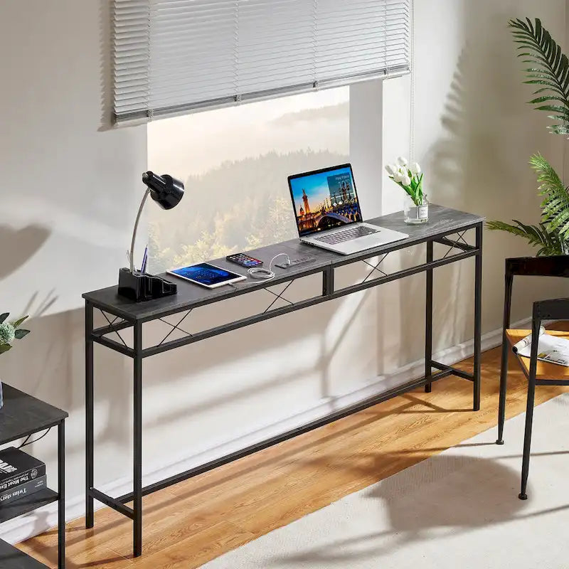 Console rectangulaire en bois de style industriel avec prises d’alimentation secteur et ports de recharge USB