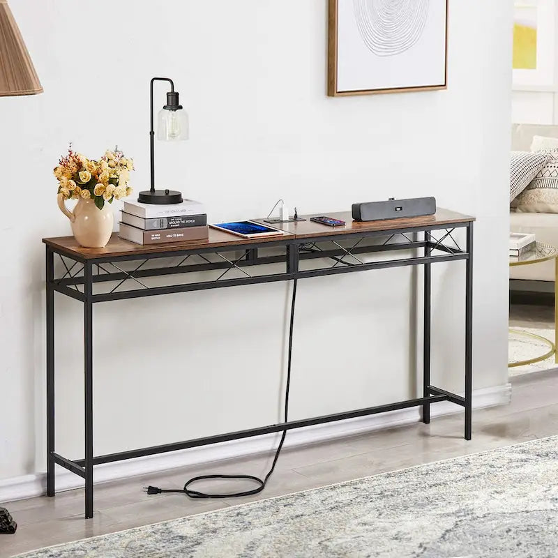 Console rectangulaire en bois de style industriel avec prises d’alimentation secteur et ports de recharge USB