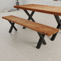 Bank aus naturbelassenem Holz