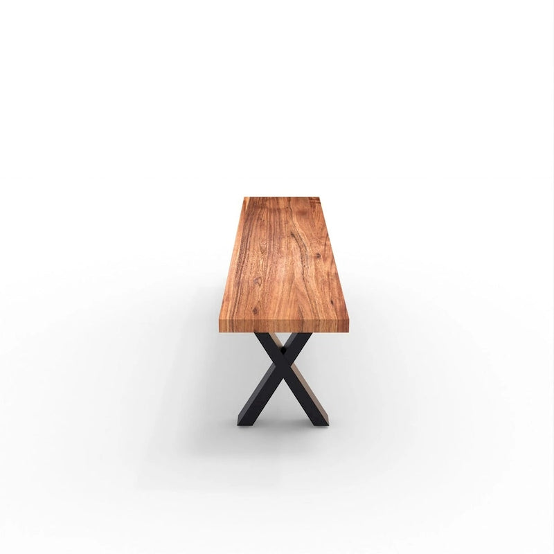 Bank aus naturbelassenem Holz