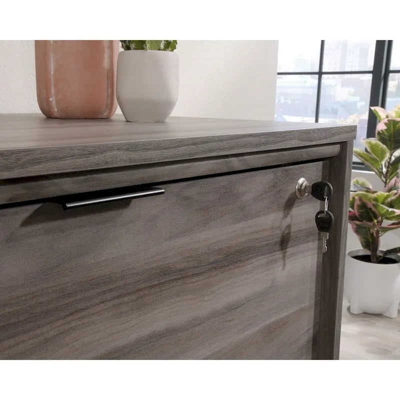 Seitlicher Aktenschrank
